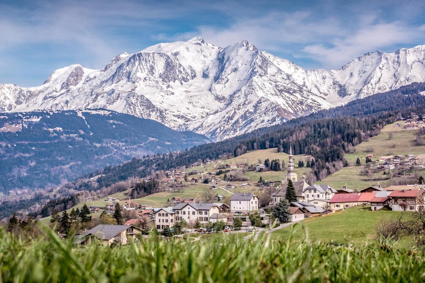 Apartment Capucin - A 3 Bedroom Chamonix Mountain Loft Exterior photo